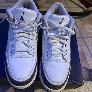 Worn 4 times - still has all stars